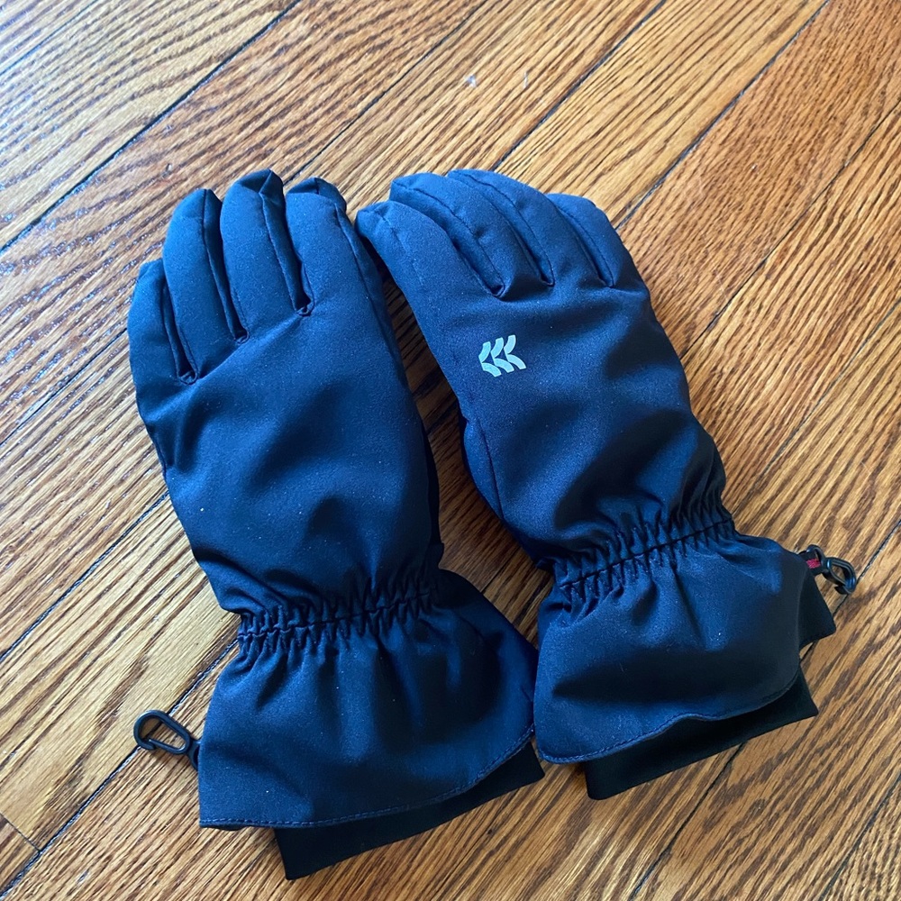 All in motion gloves